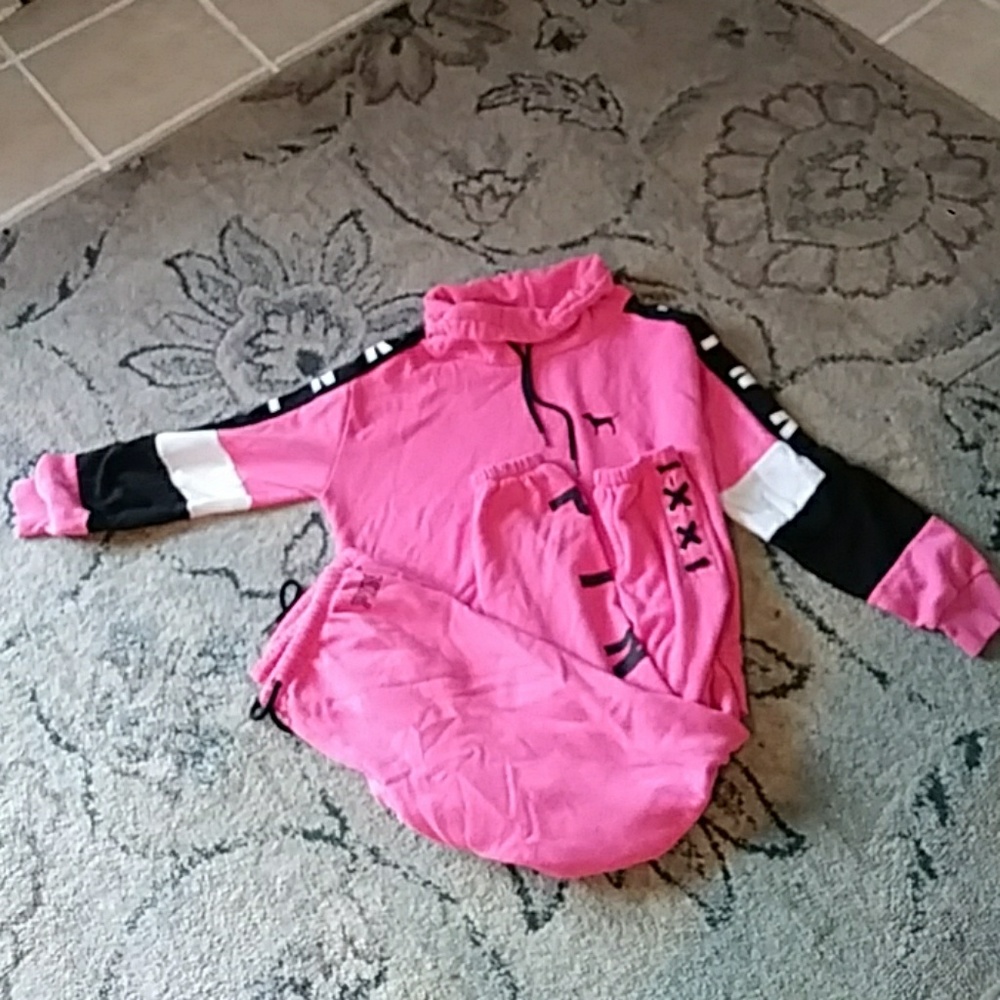 Victoria secret pink outfit